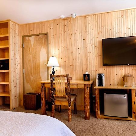 Adirondack Spruce Lodge Уилмингтон Экстерьер фото